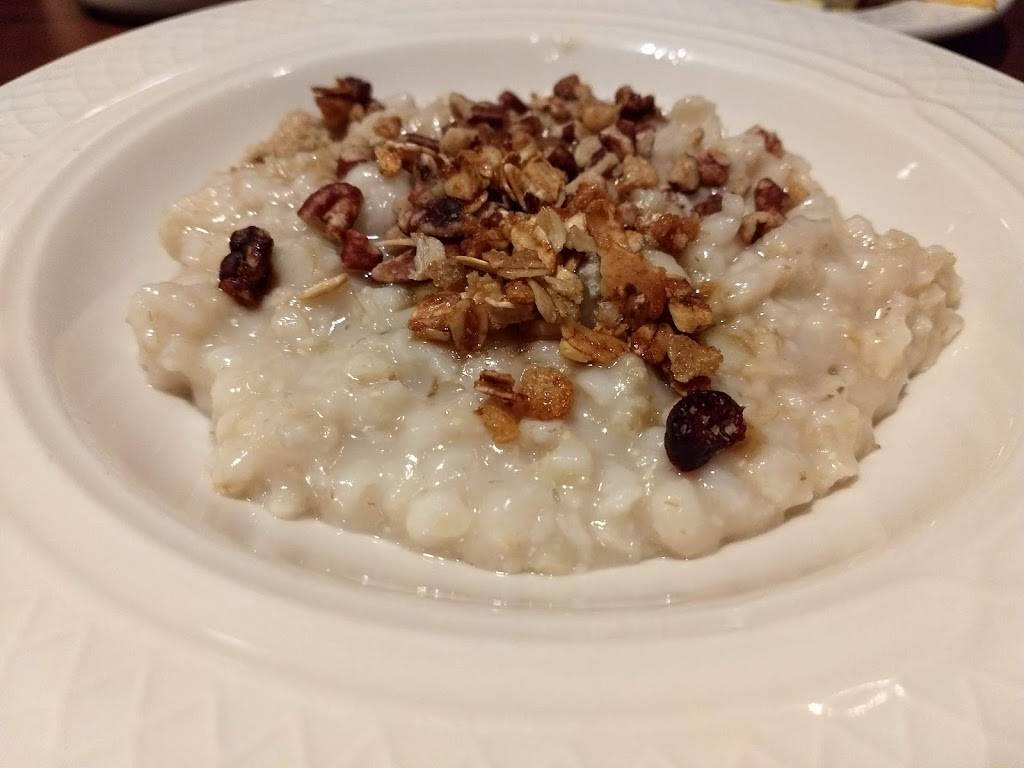 Rock River Grill & Tavern | restaurant | 700 Grand Ave, Des Moines, IA 50309, USA | 5155586730 OR +1 515-558-6730