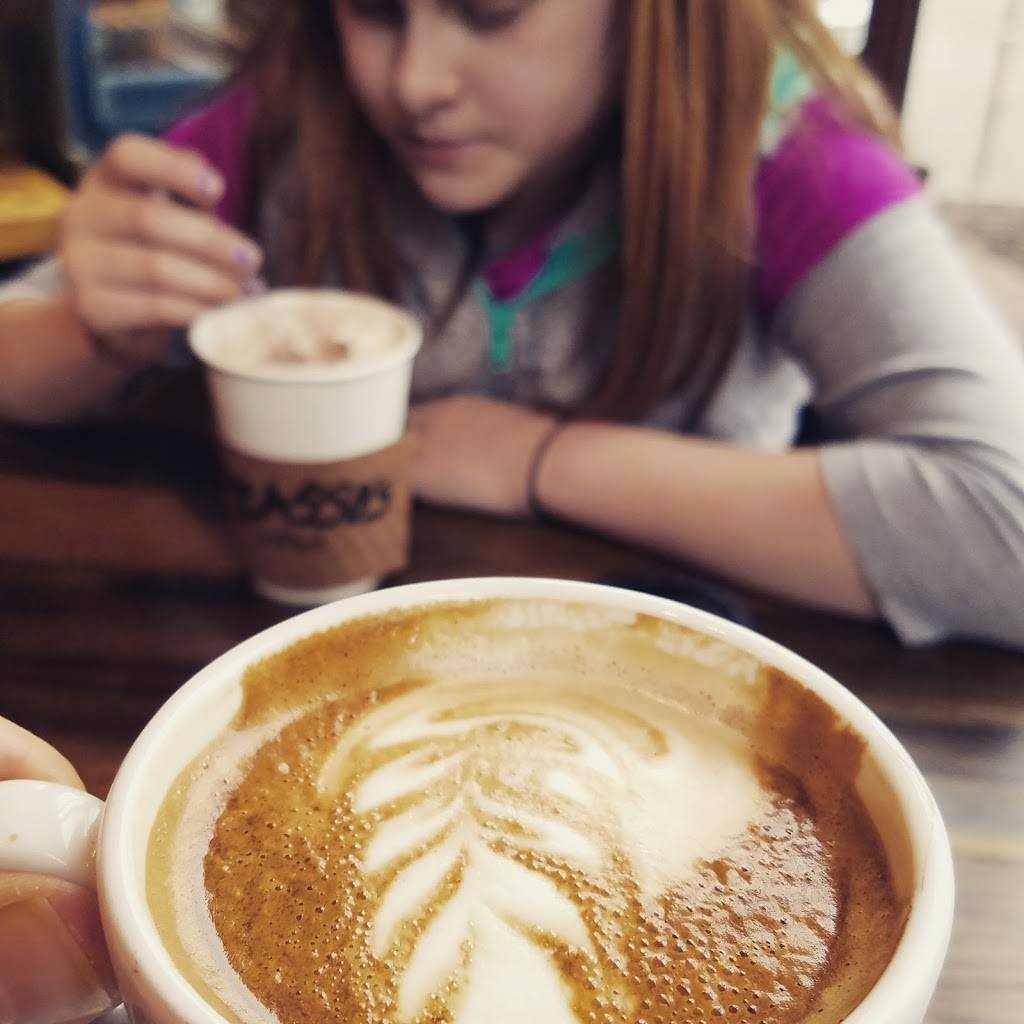 Picassos Coffee House | bakery | 101 N Main St, St Charles, MO 63301, USA | 6369252911 OR +1 636-925-2911