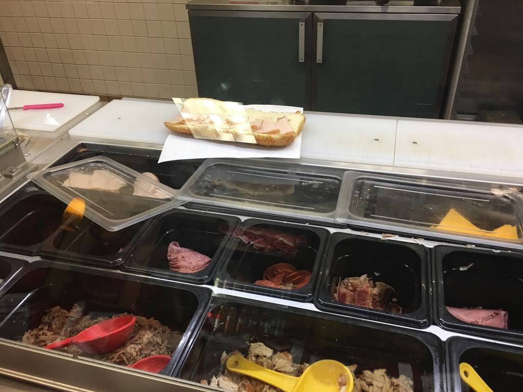 Subway | restaurant | 7807 Southtown Dr #203, Bloomington, MN 55431, USA | 9528847186 OR +1 952-884-7186