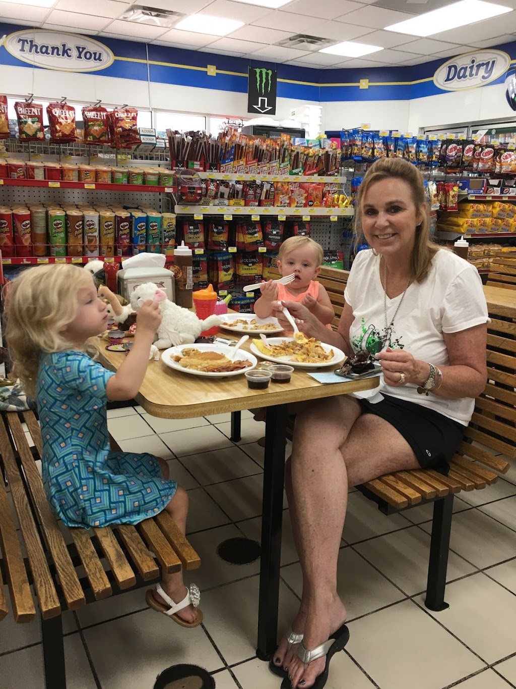 Malbon Bros. Corner Mart BBQ and Catering | restaurant | 1896 General Booth Blvd, Virginia Beach, VA 23454, USA | 7574279607 OR +1 757-427-9607