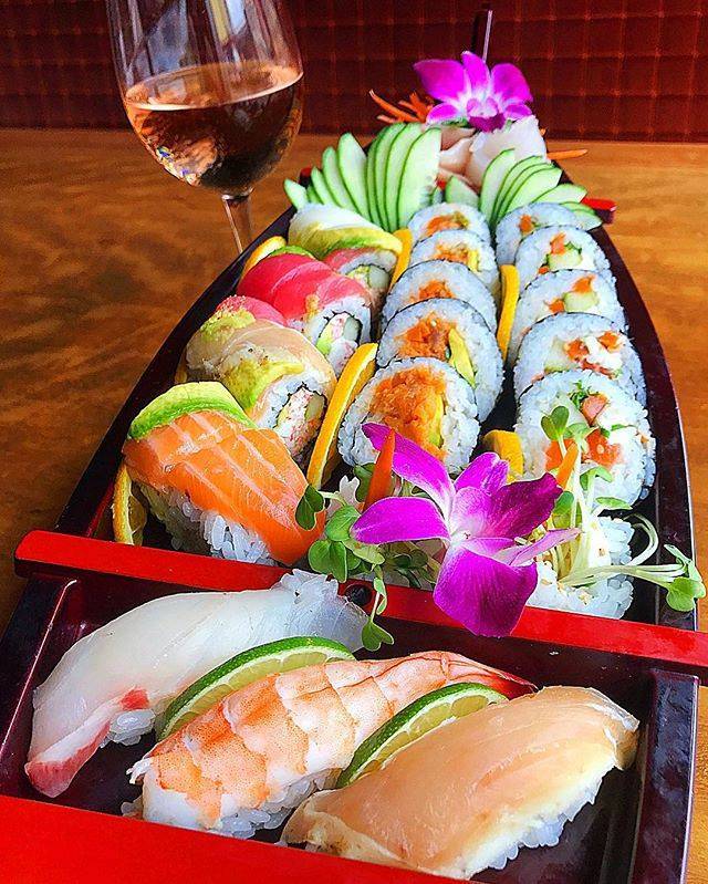 CRAVE American Kitchen & Sushi Bar (Eden Prairie Center - Eden P | restaurant | 8251 Flying Cloud Dr #3010, Eden Prairie, MN 55344, USA | 9524797440 OR +1 952-479-7440