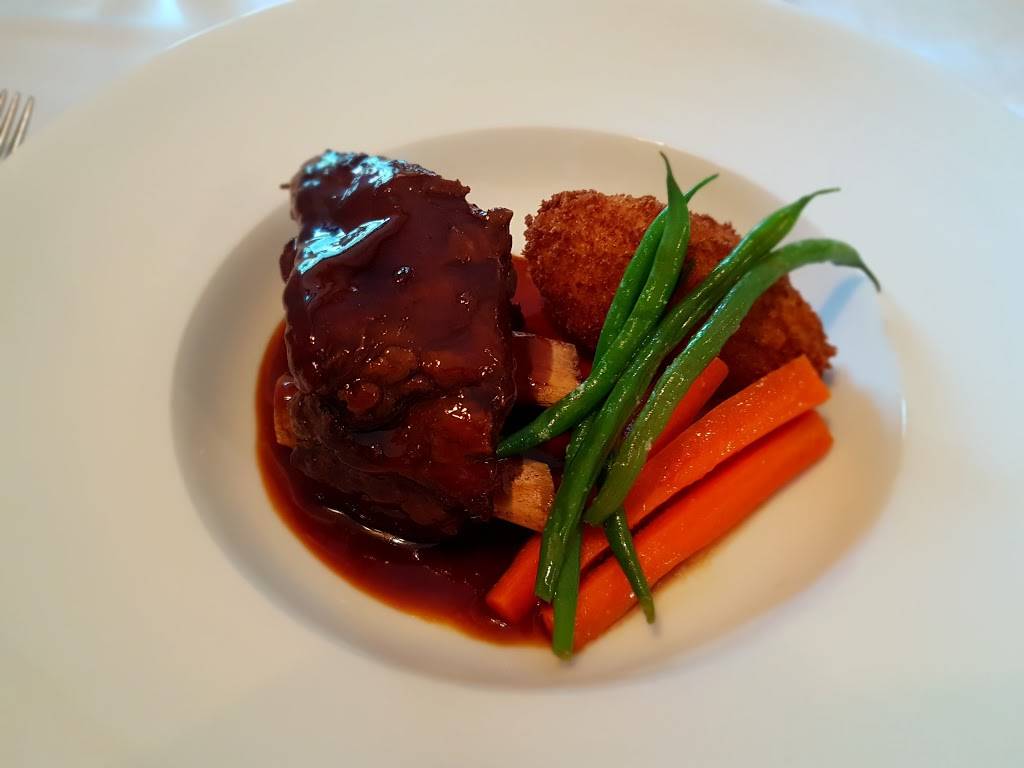 Ginger Restaurant | restaurant | 390 Mary St, Niagara-on-the-Lake, ON L0S 1J0, Canada | 9054683871 OR +1 905-468-3871