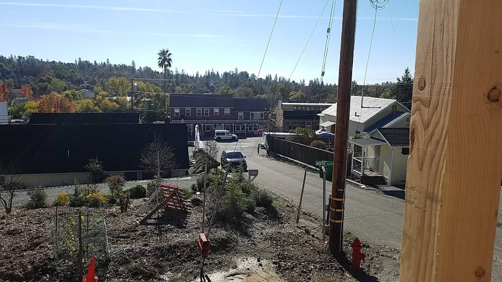 Diamond Springs Hotel Restaurant | restaurant | 545 Pleasant Valley Rd, Diamond Springs, CA 95619, USA | 5306211730 OR +1 530-621-1730