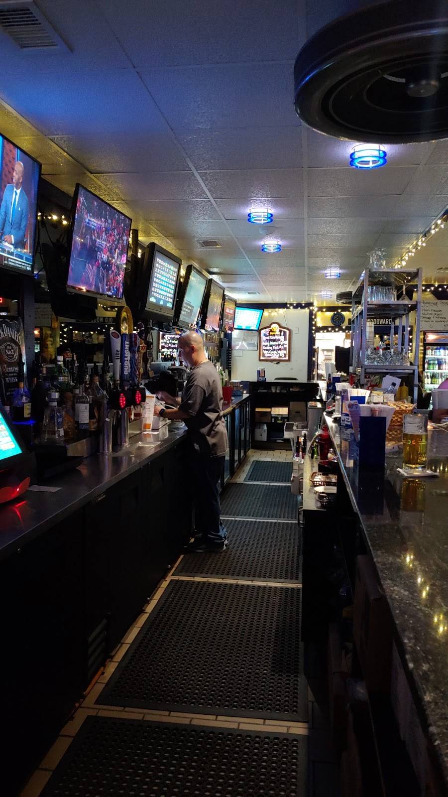 Te Roma | night club | 24436 Van Dyke Ave, Center Line, MI 48015, USA | 5867577575 OR +1 586-757-7575