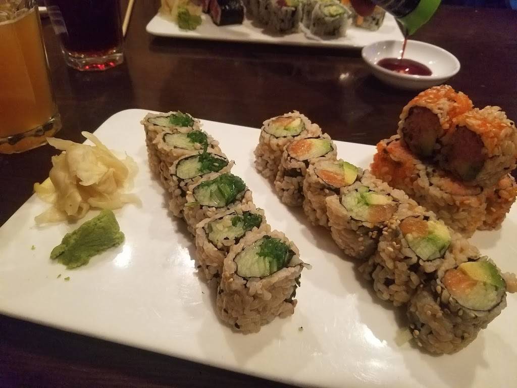 Fusha Asian Fusion | restaurant | 27 South St, Freehold, NJ 07728, USA | 7327613922 OR +1 732-761-3922