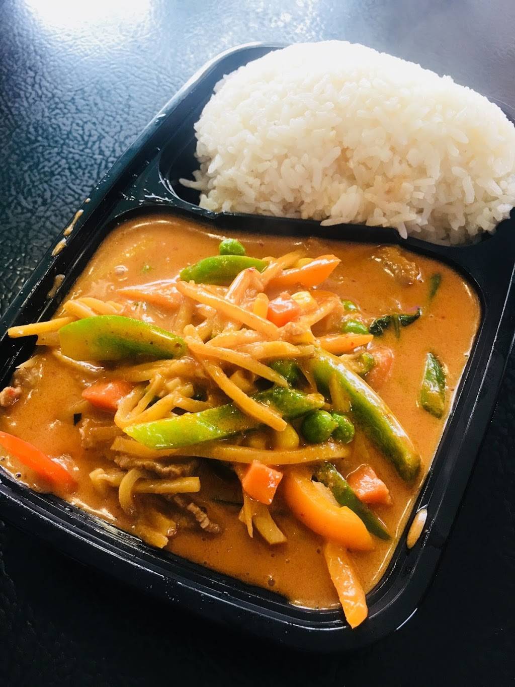 Zaap Thai | restaurant | 500 E Texas Ave, Waskom, TX 75692, USA | 6822601052 OR +1 682-260-1052