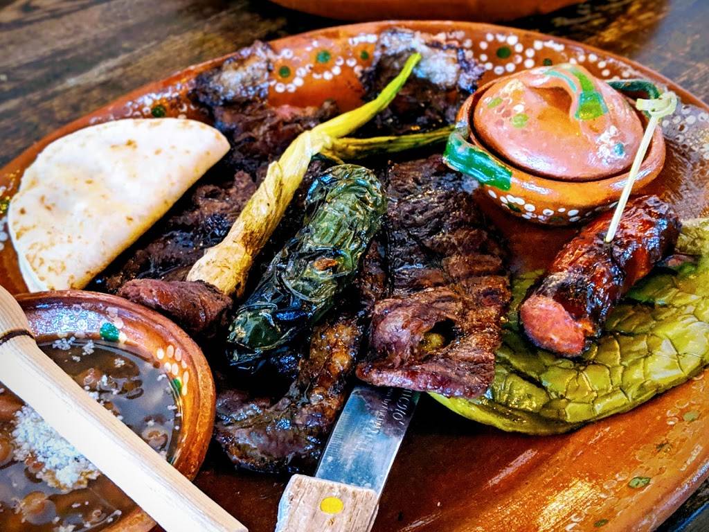 D’ La Santa | restaurant | 2359 10th Ave E, Seattle, WA 98102, USA | 2067092222 OR +1 206-709-2222