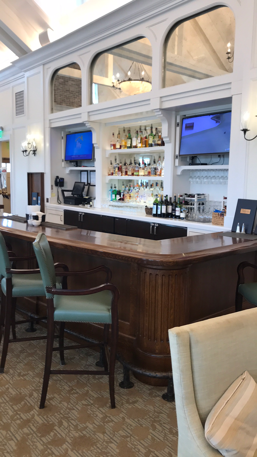 Tidewater Grill | restaurant | 1750 Dunnington Pl, Dumfries, VA 22026, USA | 5713833055 OR +1 571-383-3055