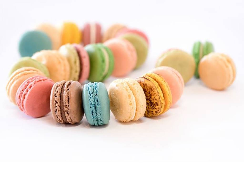 Le Macaron French Pastries | bakery | 310 High St, Brookfield, WI 53045, USA | 4145340157 OR +1 414-534-0157