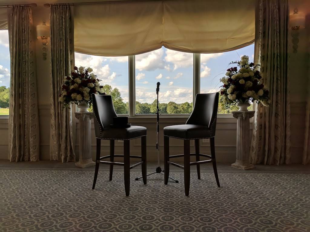 Oak Hill Country Club | restaurant | 840 Oak Hill Rd, Fitchburg, MA 01420, USA | 9783422717 OR +1 978-342-2717