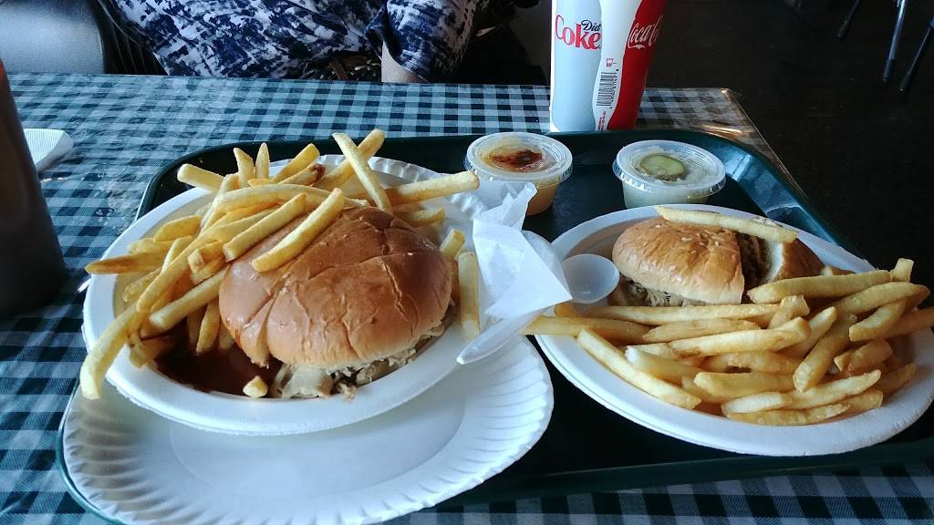 Russells Barbecue | restaurant | 1621 Thatcher Ave, Elmwood Park, IL 60707, USA | 7084537065 OR +1 708-453-7065