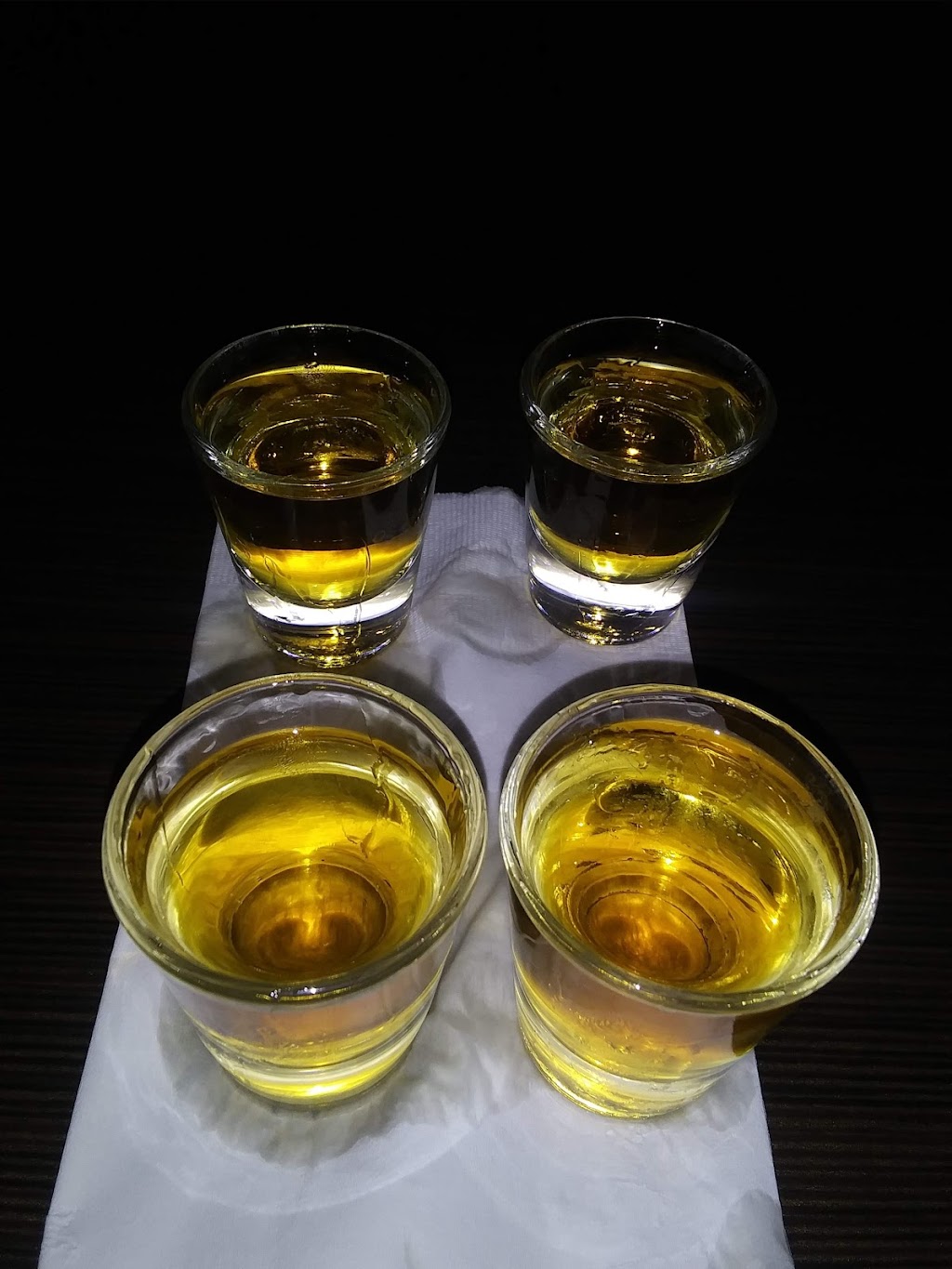 The Frozen Cactus Ice Bar & Fire Grill | restaurant | 5769 E Speedway Blvd, Tucson, AZ 85712, USA | 5204955136 OR +1 520-495-5136