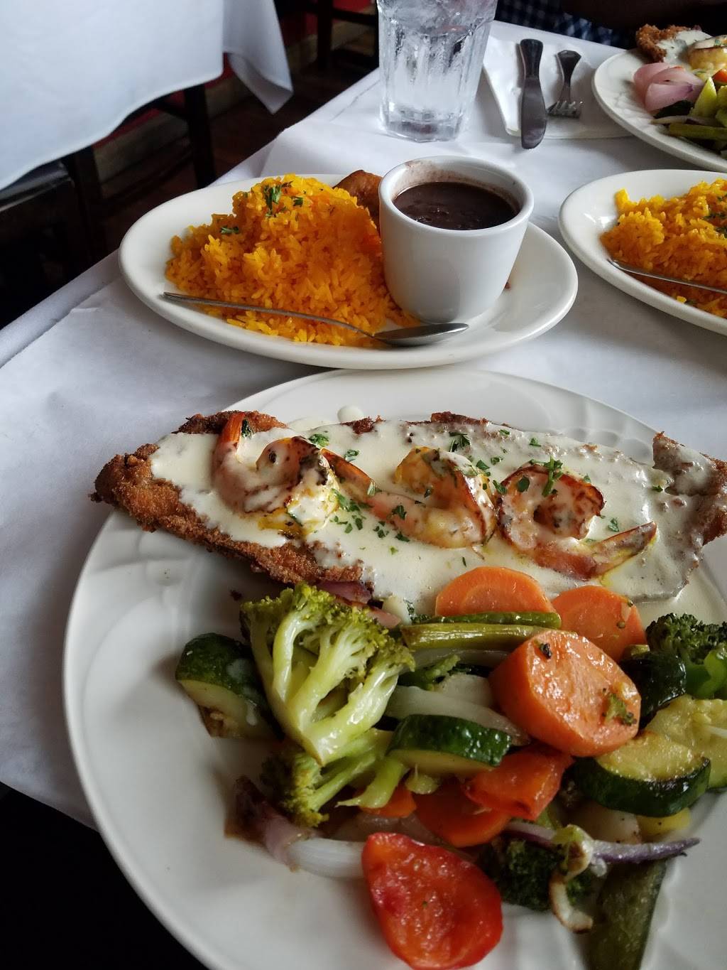 Cubanos | restaurant | 1201 Fidler Ln, Silver Spring, MD 20910, USA | 3015634020 OR +1 301-563-4020