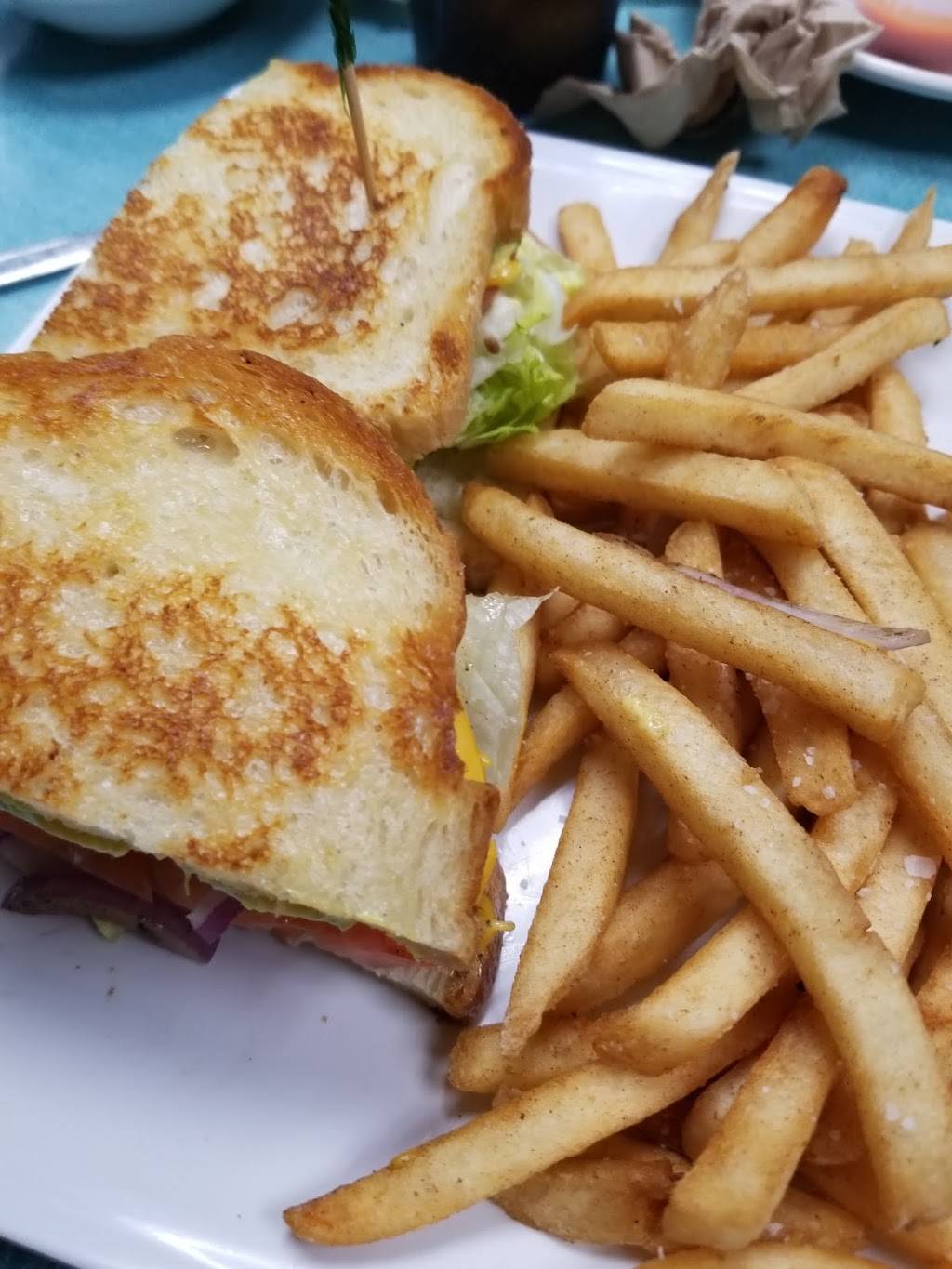 Burger City | restaurant | 500 Elmira Rd # A, Vacaville, CA 95687, USA | 7074483377 OR +1 707-448-3377