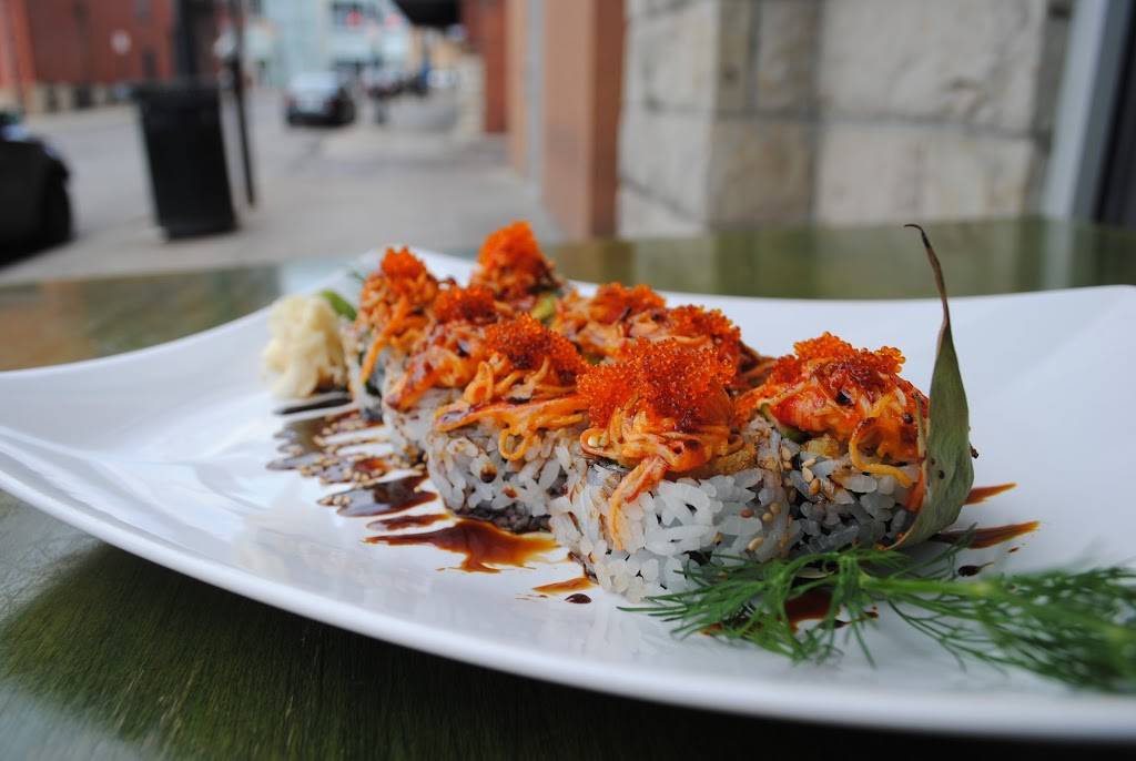 Kooma sushi Restaurant | restaurant | 37 Vine St, Columbus, OH 43215, USA | 6142243239 OR +1 614-224-3239