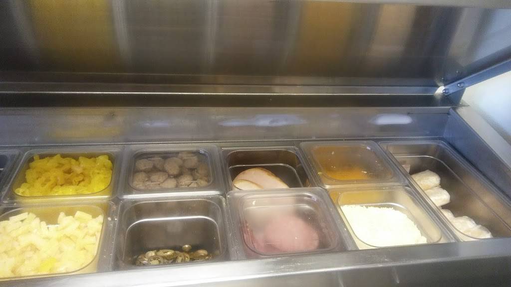 Hungry Howies Pizza | meal delivery | 33700 Ford Rd, Westland, MI 48185, USA | 7344220333 OR +1 734-422-0333