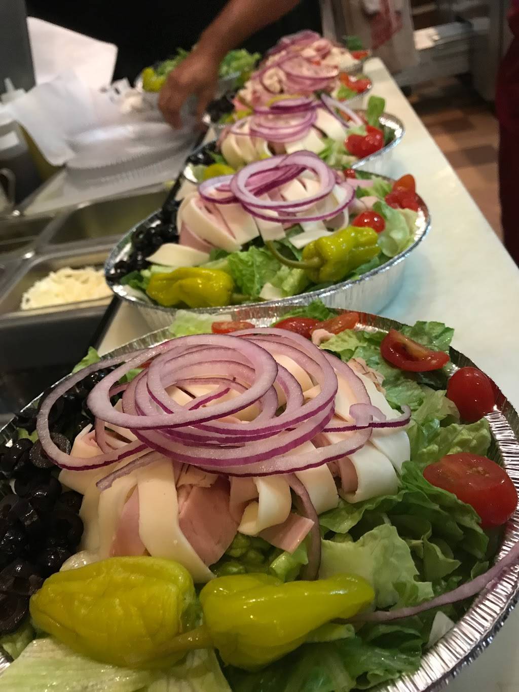 Giannis NY Pizza | restaurant | 936 58th St N, St. Petersburg, FL 33710, USA | 7273813209 OR +1 727-381-3209