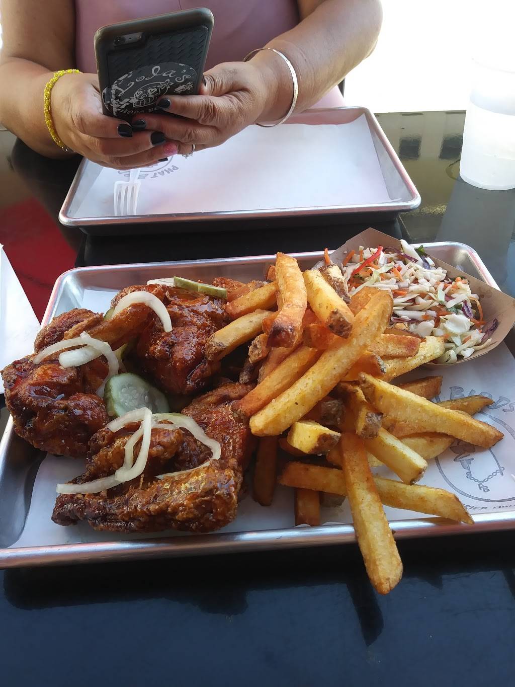 Phat Birds | meal takeaway | 4701 E 3rd St, East Los Angeles, CA 90022, USA | 3239439191 OR +1 323-943-9191