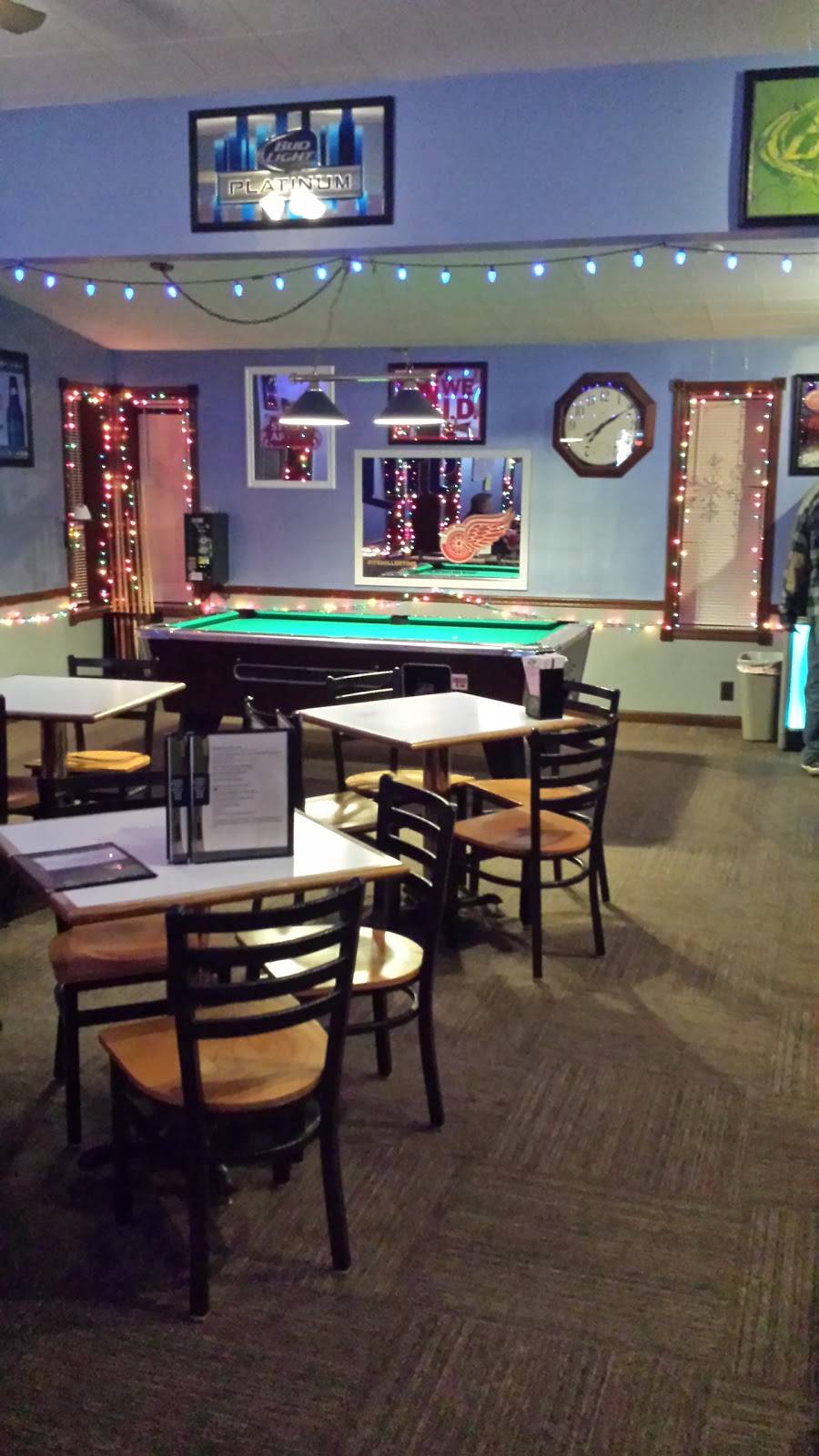 Canary Inn Bar & Grill | restaurant | 506 Center St, North Muskegon, MI 49445, USA | 2317442381 OR +1 231-744-2381