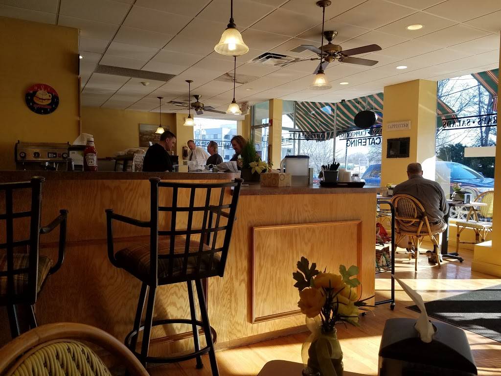 Cucina Mia Cafe & Deli | restaurant | 94 Washington St, Quincy, MA 02169, USA | 6174791946 OR +1 617-479-1946