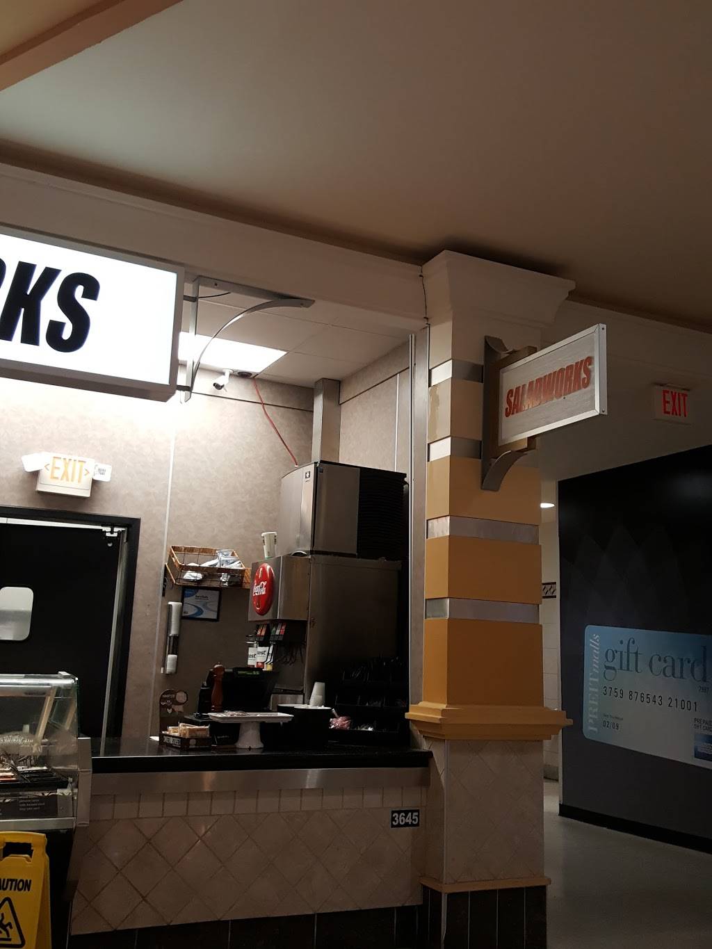 Saladworks | restaurant | 3645 Capital City Mall Dr, Camp Hill, PA 17011, USA | 7177614470 OR +1 717-761-4470