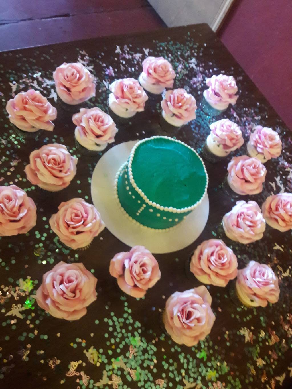 Jims Razorback Pizza | restaurant | 2620 West Martin Luther King Junior Boulevard, Fayetteville, AR 72701, USA | 4794432265 OR +1 479-443-2265