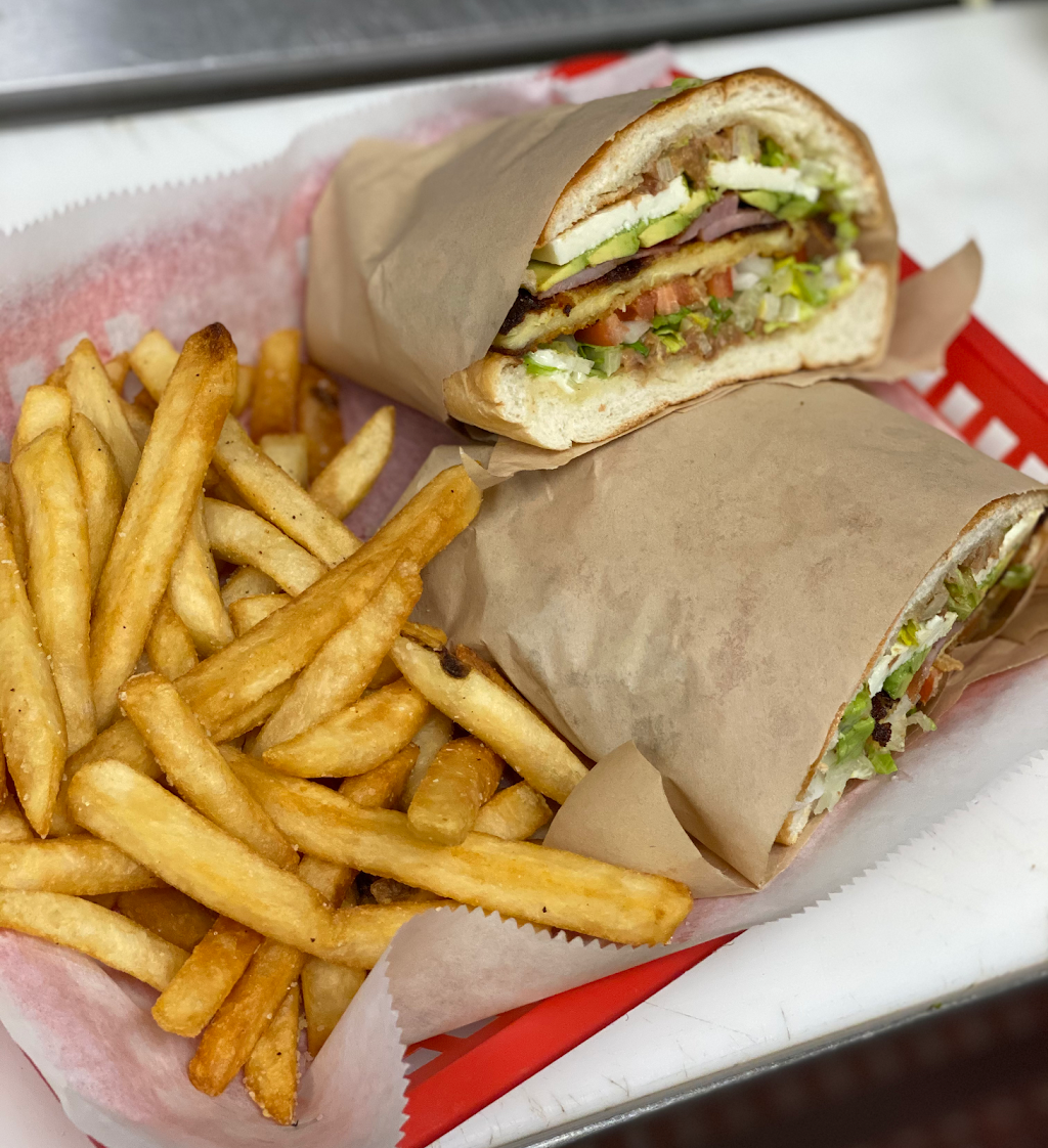 Family Café & Diner | restaurant | 6236 Bass Lake Rd, Crystal, MN 55429, USA | 7633555915 OR +1 763-355-5915