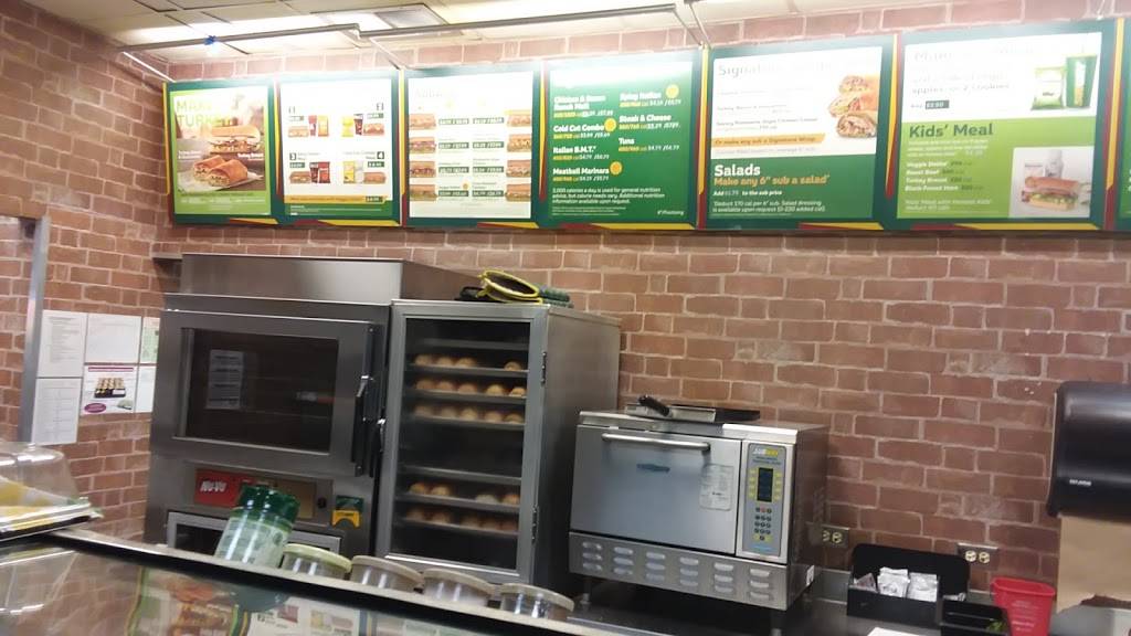 Subway | restaurant | 2055 Co Rd 48, Bushnell, FL 33513, USA | 3525681383 OR +1 352-568-1383