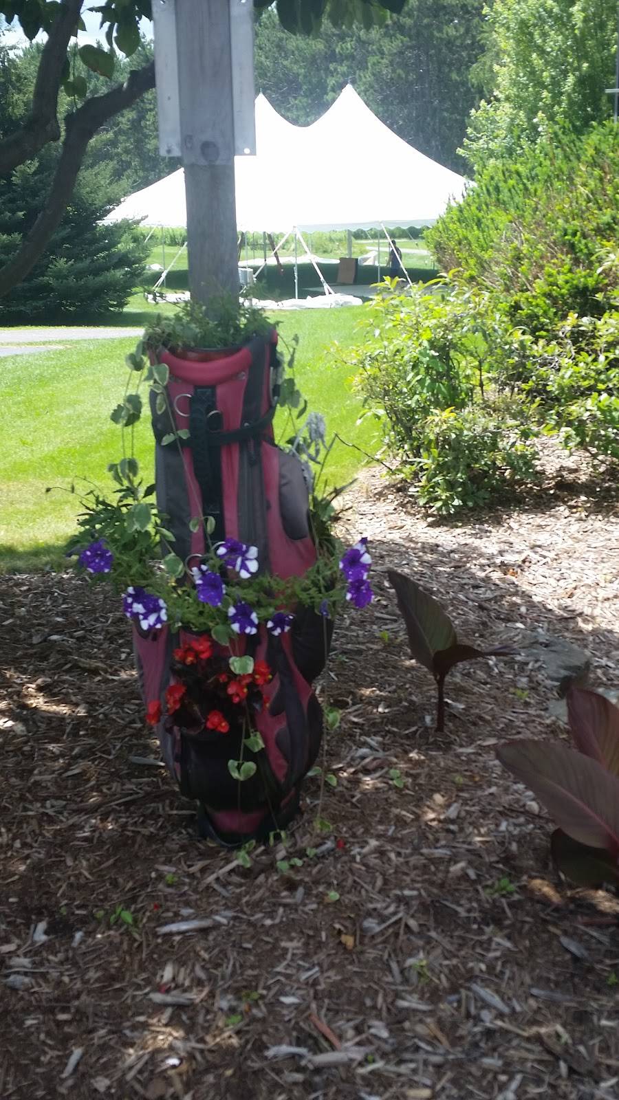 Greenwood Hills Country Club | restaurant | 2002 Poplar Ln, Wausau, WI 54403, USA | 7158482204 OR +1 715-848-2204