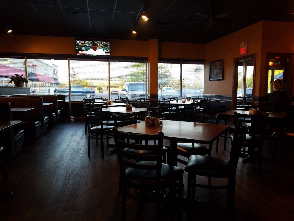 The Italian Grille | restaurant | 227 N S Duesenberg Dr, Auburn, IN 46706, USA | 2609259400 OR +1 260-925-9400