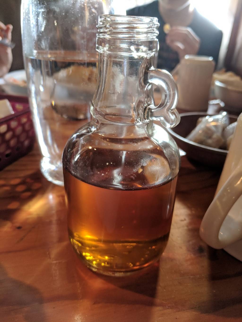 Érablière Hilltop | restaurant | 4329 Chemin Symington, Dunham, QC J0E 1M0, Canada | 4502952270 OR +1 450-295-2270