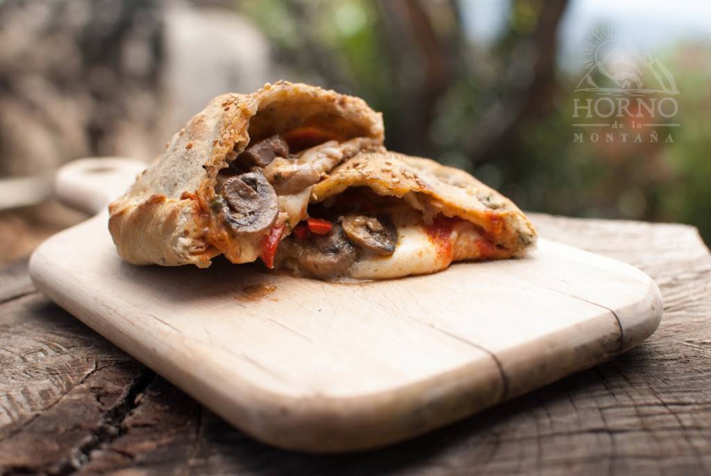 Horno De La Montaña | restaurant | Naranjos #1, Alfonso Garzon, 21496 Tecate, B.C., Mexico | 016651272376 OR +52 665 127 2376