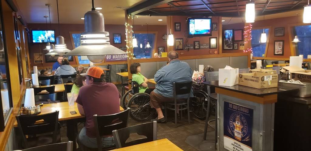 Pizza Hut | restaurant | 510 E Sam Rayburn Dr, Bonham, TX 75418, USA | 9035838731 OR +1 903-583-8731