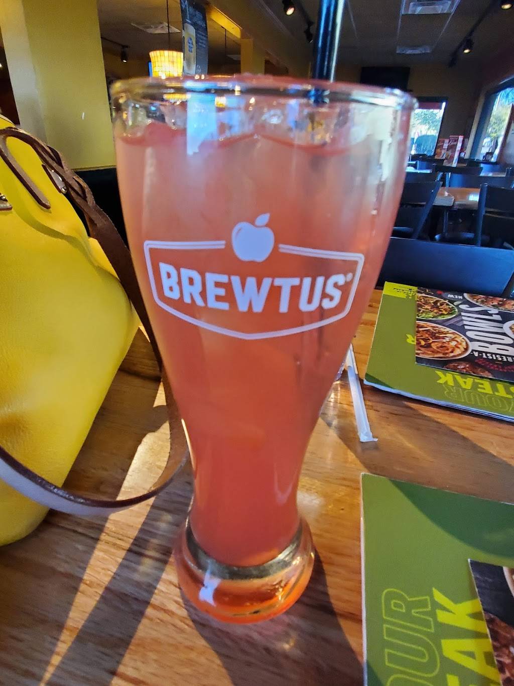 Applebees Grill + Bar | restaurant | 2230 W Ina Rd, Tucson, AZ 85741, USA | 5202972220 OR +1 520-297-2220