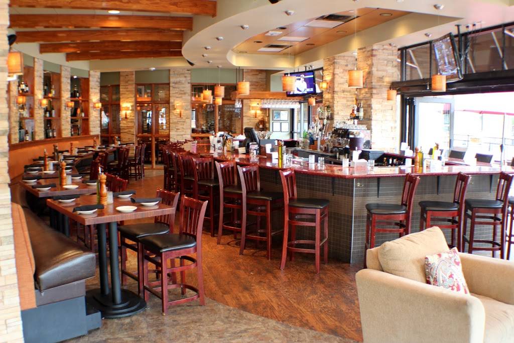 Travinia Italian Kitchen & Wine Bar | restaurant | 1605 Village Market Blvd SE #104, Leesburg, VA 20176, USA | 7037776511 OR +1 703-777-6511