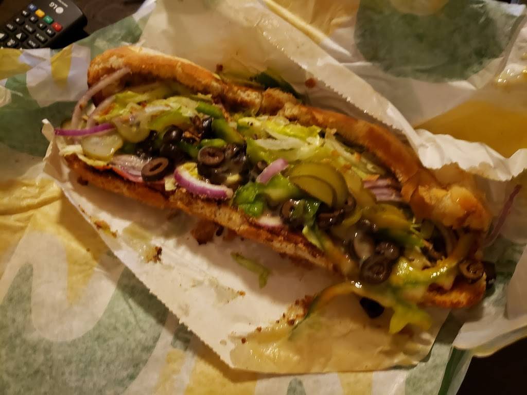 Subway | restaurant | 363 Hopkins St, Buffalo, NY 14220, USA | 7168231370 OR +1 716-823-1370