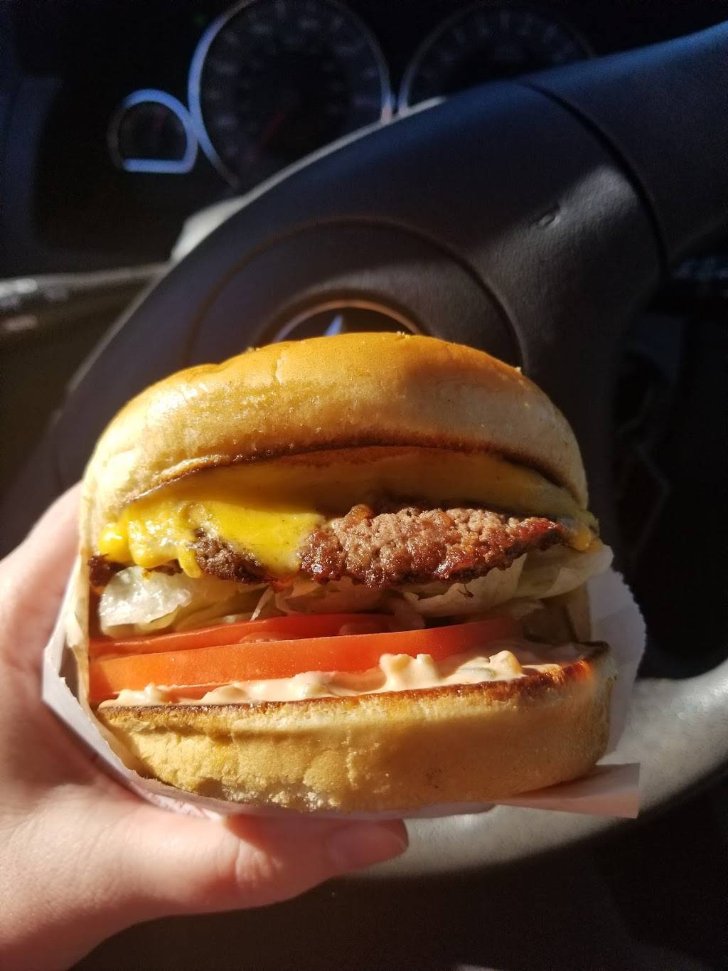 In-N-Out Burger | restaurant | 4515 Airport Blvd, Austin, TX 78751, USA | 8007861000 OR +1 800-786-1000