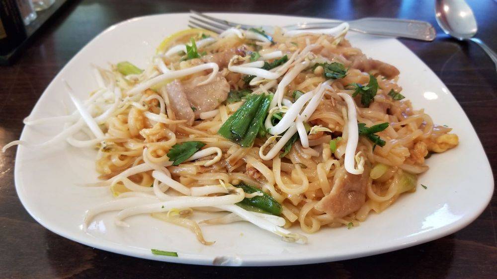 Bamboo Thai Bistro | restaurant | 5079 S Yale Ave, Tulsa, OK 74135, USA | 9188280740 OR +1 918-828-0740