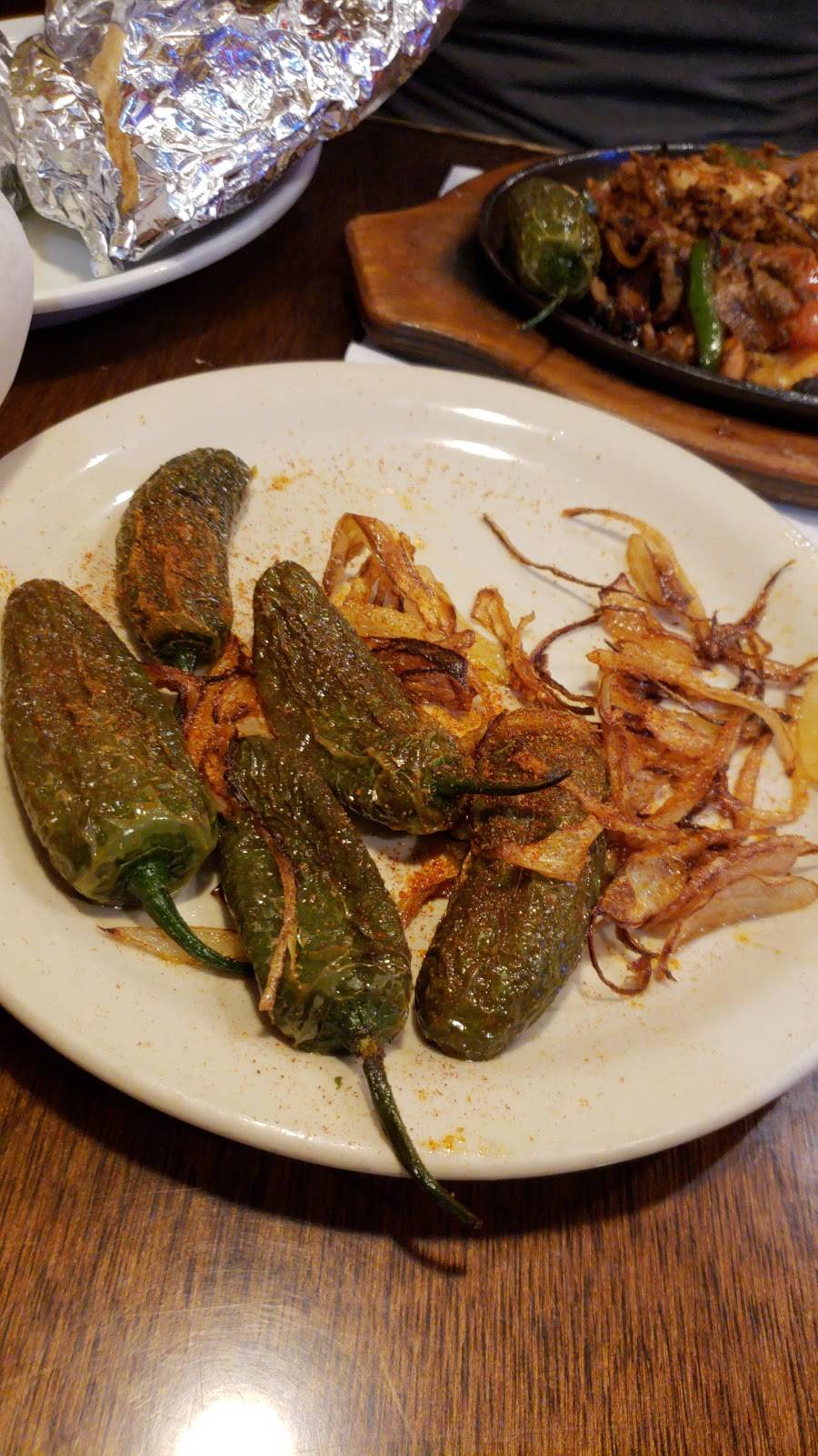 Casa Fiesta Restaurant and Grill | restaurant | 455, Lenoir City, TN 37771, USA | 8658161041 OR +1 865-816-1041