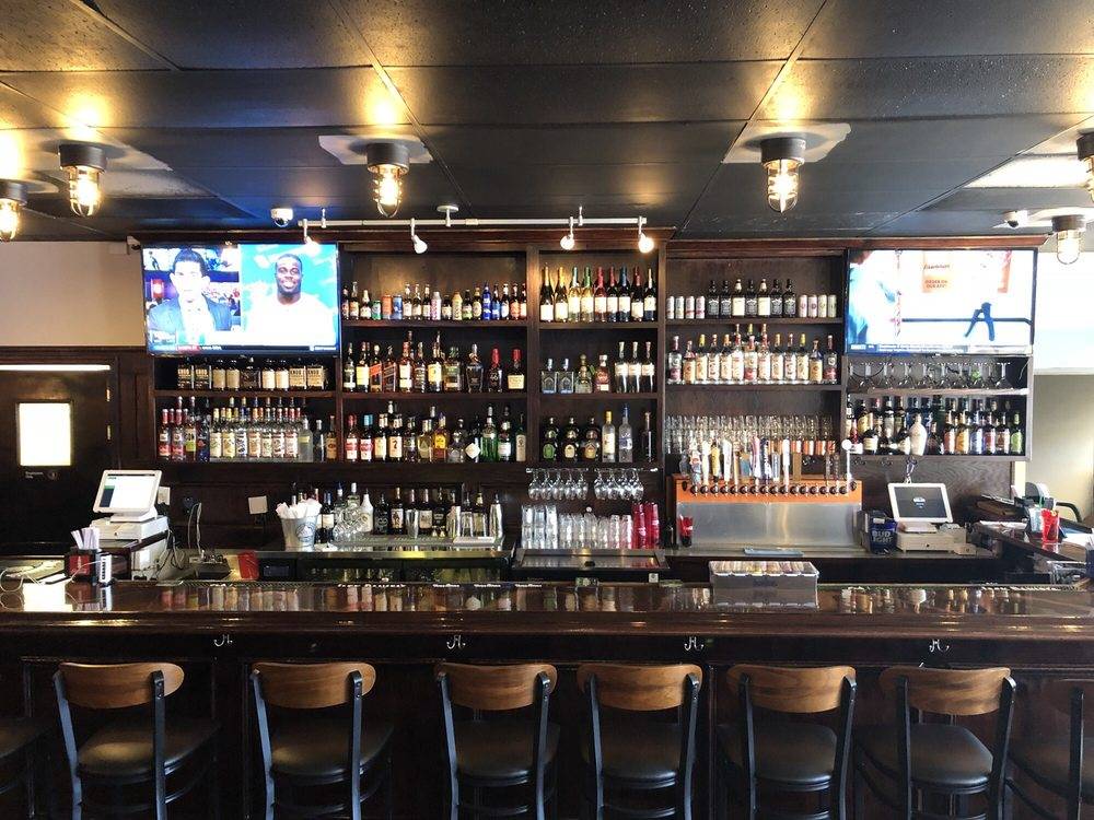 Miles Sports Pub & Grub | restaurant | 328 McCaslin Blvd, Louisville, CO 80027, USA | 7205423358 OR +1 720-542-3358