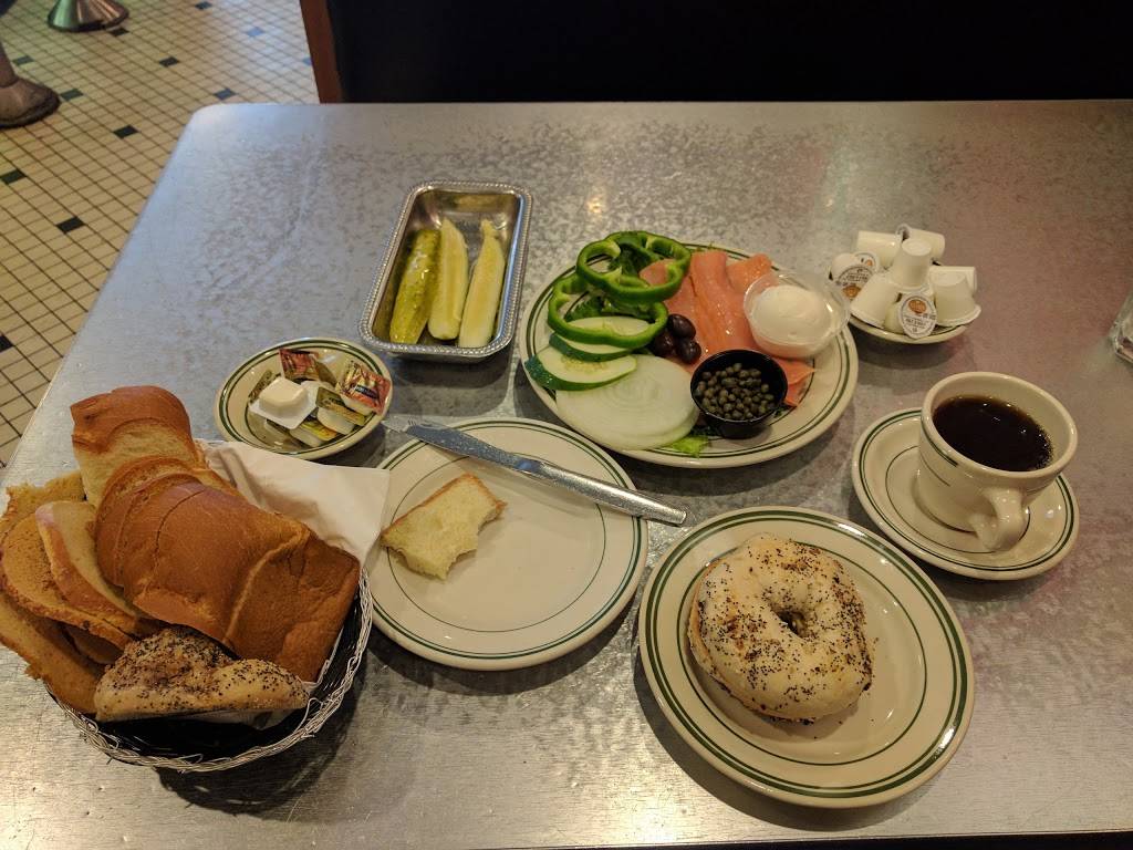The Bagel Restaurant and Deli | restaurant | 3107 N Broadway, Chicago, IL 60657, USA | 7734770300 OR +1 773-477-0300