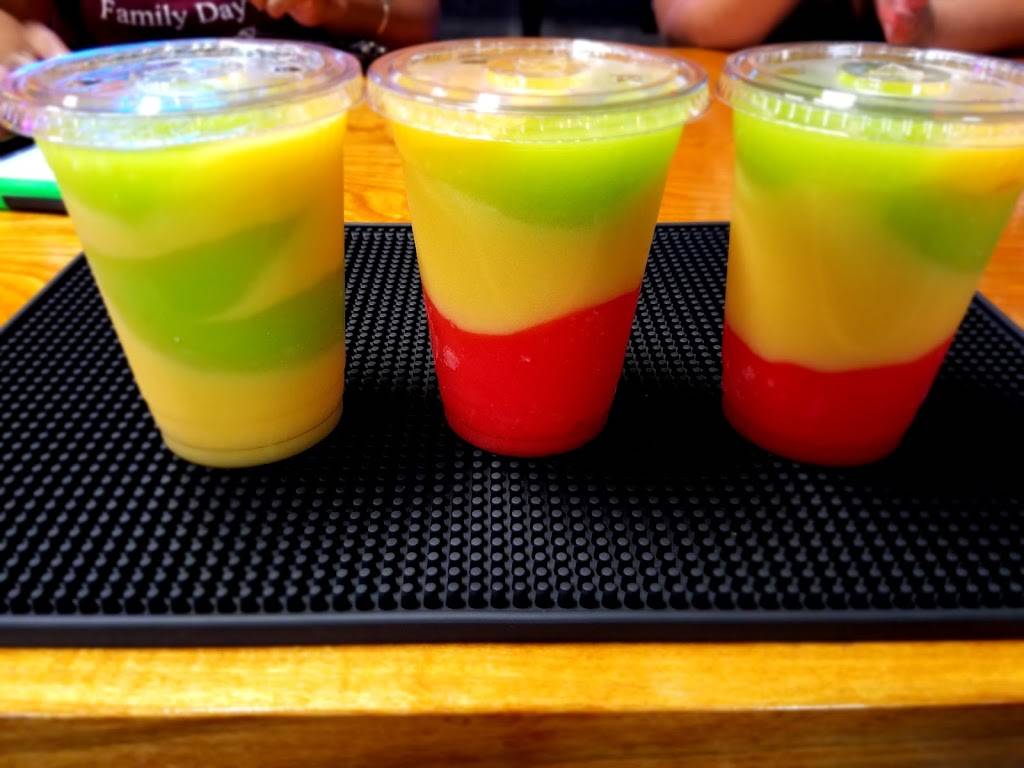 Mixxed Daiquiri Express | restaurant | 4145 S Interstate 35 E Suite 105, Denton, TX 76210, USA | 4696284618 OR +1 469-628-4618