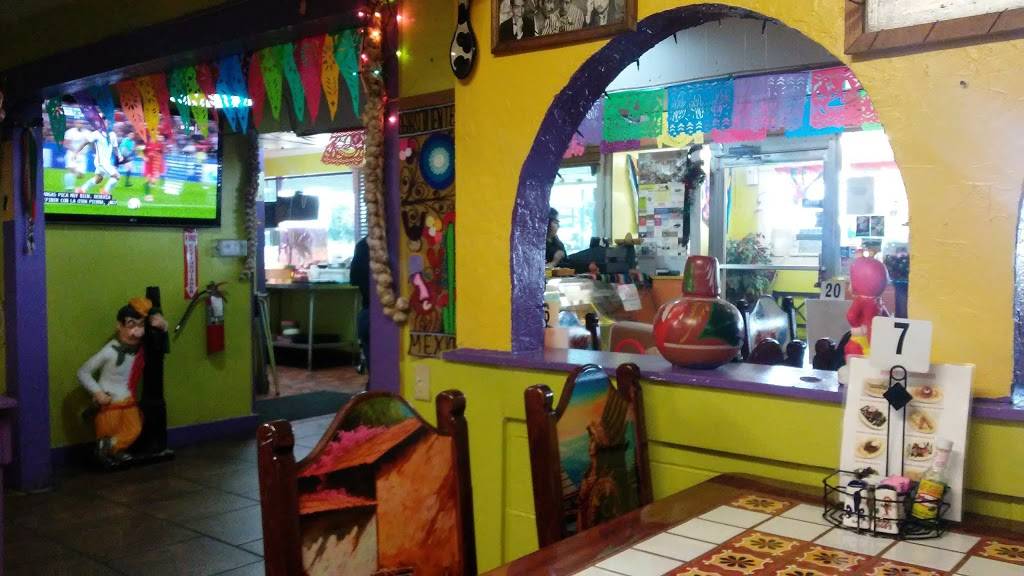 Don Nicos Mexican Restaurant | restaurant | 210 E South Loop, Stephenville, TX 76401, USA | 2549686552 OR +1 254-968-6552