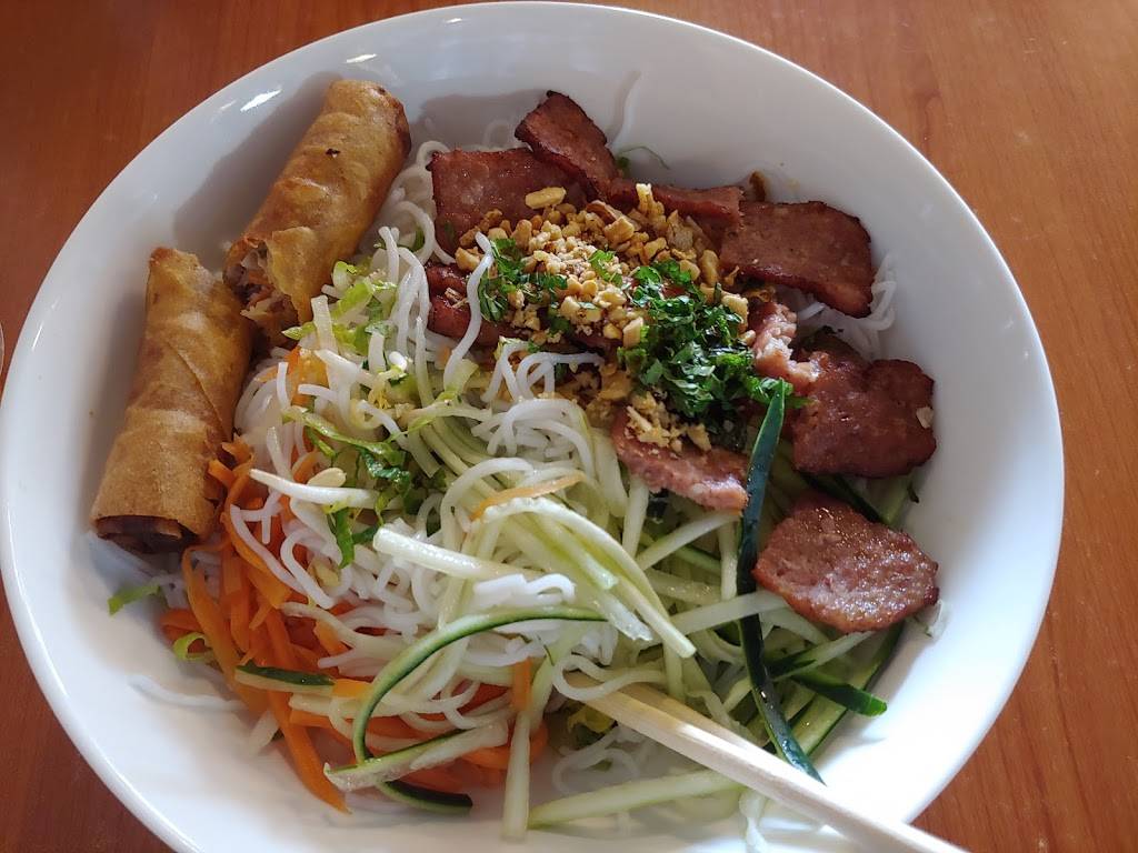 Pho Brothers | restaurant | Market on University Plaza, 1015 S University Dr, Plantation, FL 33324, USA | 9549822828 OR +1 954-982-2828