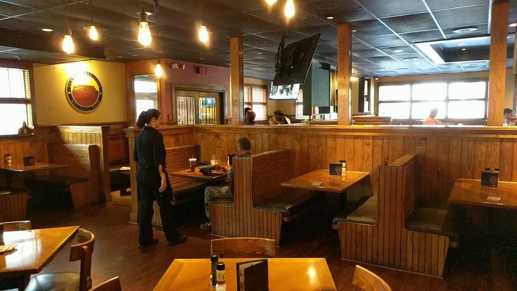 Outback Steakhouse | restaurant | 715 Johnnie Dodds Blvd, Mt Pleasant, SC 29464, USA | 8438499456 OR +1 843-849-9456