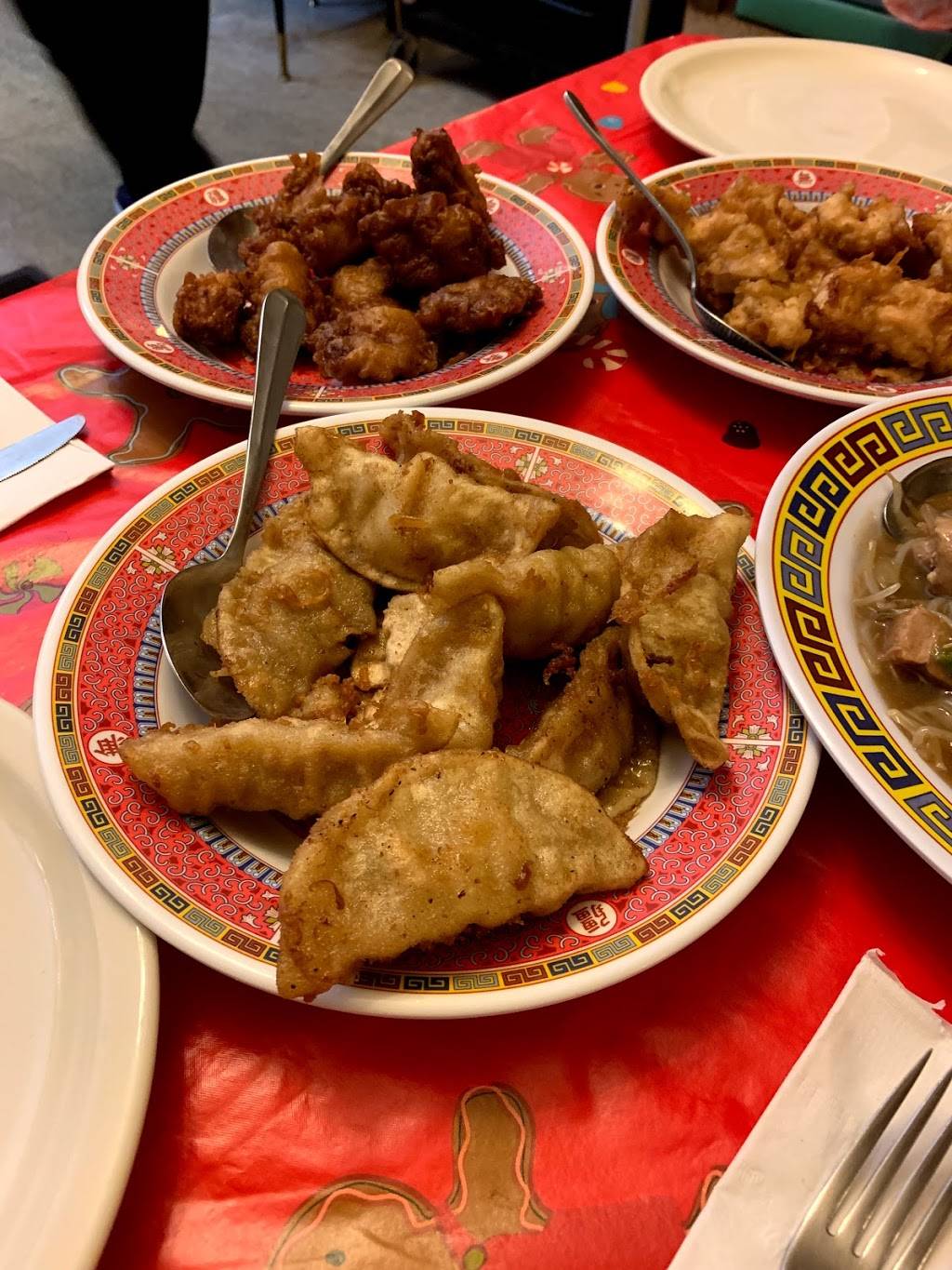 Guey Lon Restaurant | restaurant | 3968 N Elston Ave, Chicago, IL 60618, USA | 7732671724 OR +1 773-267-1724