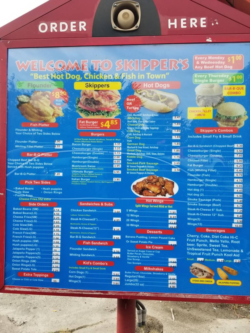 Skippers All Beef Hot Dogs | restaurant | 1940 E Market St, Greensboro, NC 27401, USA | 3362743647 OR +1 336-274-3647