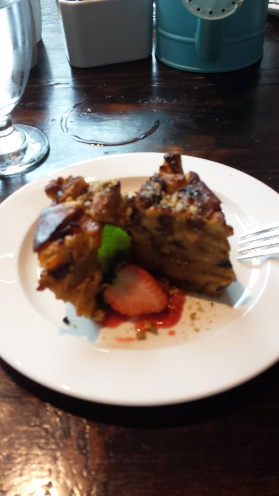 The Greenhouse Café | cafe | 680 Plains Rd W, Burlington, ON L7T 4H4, Canada | 9055271158 OR +1 905-527-1158