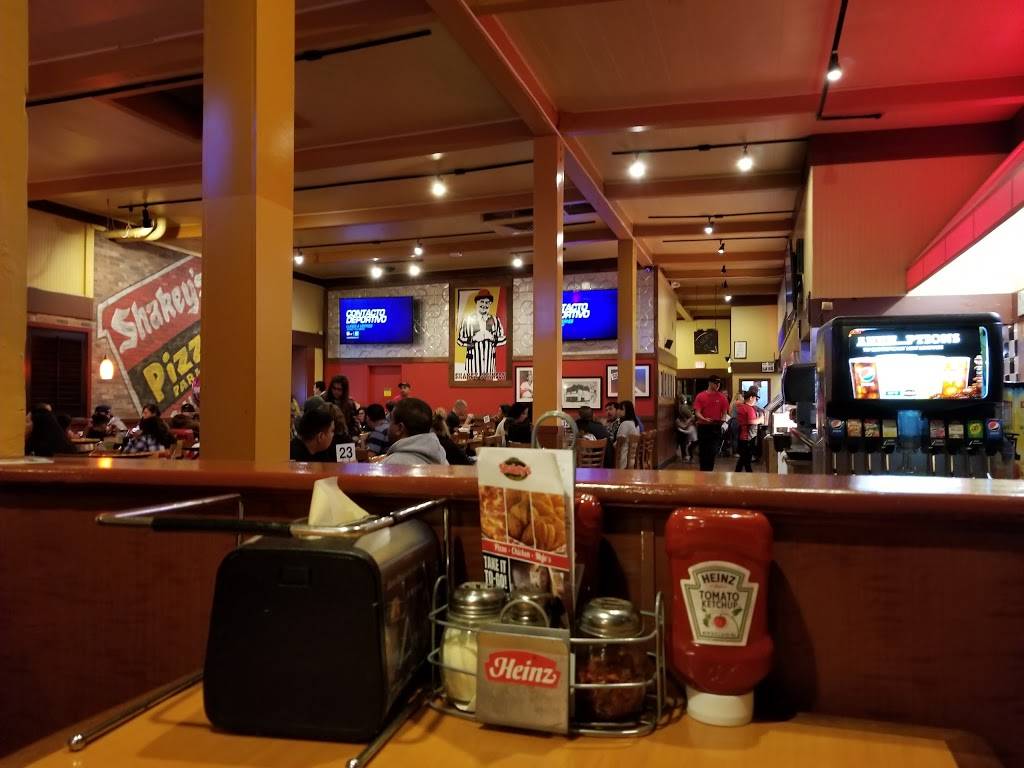 Shakeys Pizza Parlor | restaurant | 2522 E Florence Ave, Huntington Park, CA 90255, USA | 3235825421 OR +1 323-582-5421