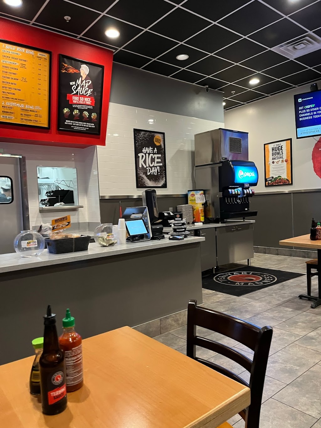 Teriyaki Madness | restaurant | 15 S River Rd Ste 320, St. George, UT 84790, USA | 4356734078 OR +1 435-673-4078